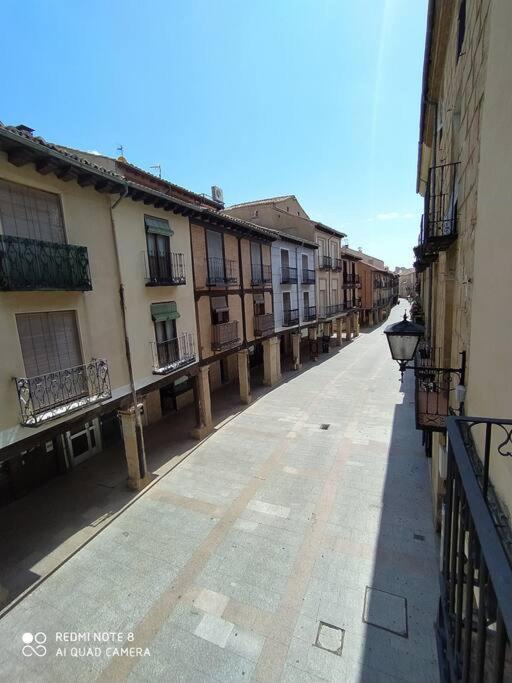 Precioso y espacioso piso ideal para familias. El Burgo De Osma Bagian luar foto