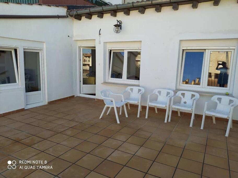 Precioso y espacioso piso ideal para familias. El Burgo De Osma Bagian luar foto